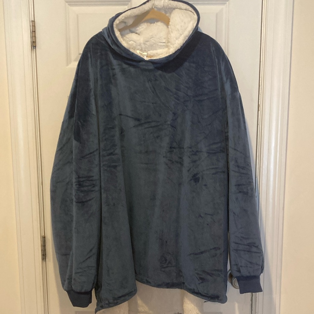 Plush Blue Hooded Wrap for Women